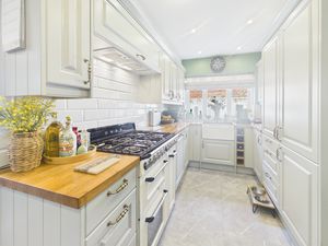 Kitchen- click for photo gallery